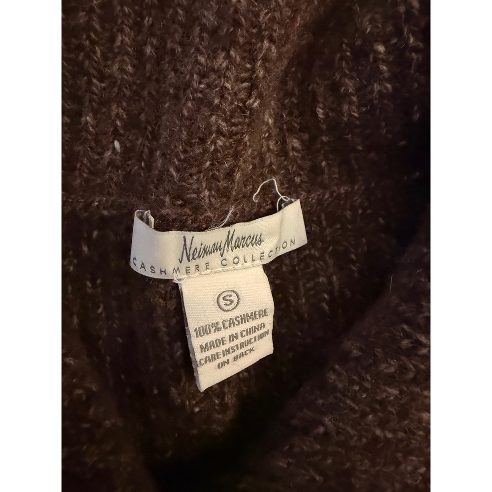 Neiman Marcus Collection 100% Cashmere Cardigan Sweater in Brown (S) - Picture 6 of 7